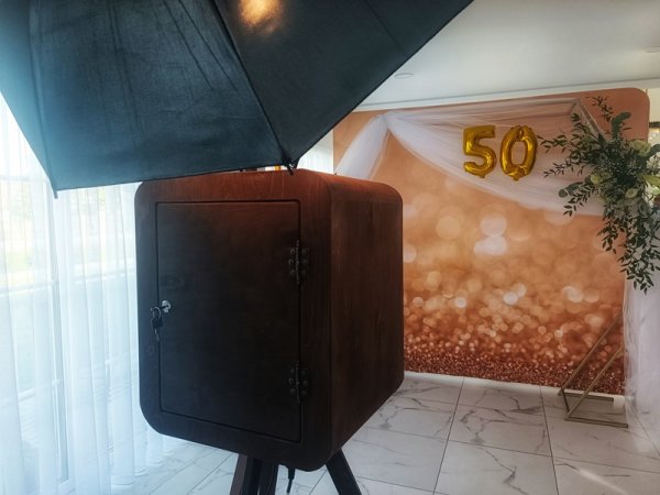 Fotobūdelė prie 50 metų gimtadienio fotosienelės
